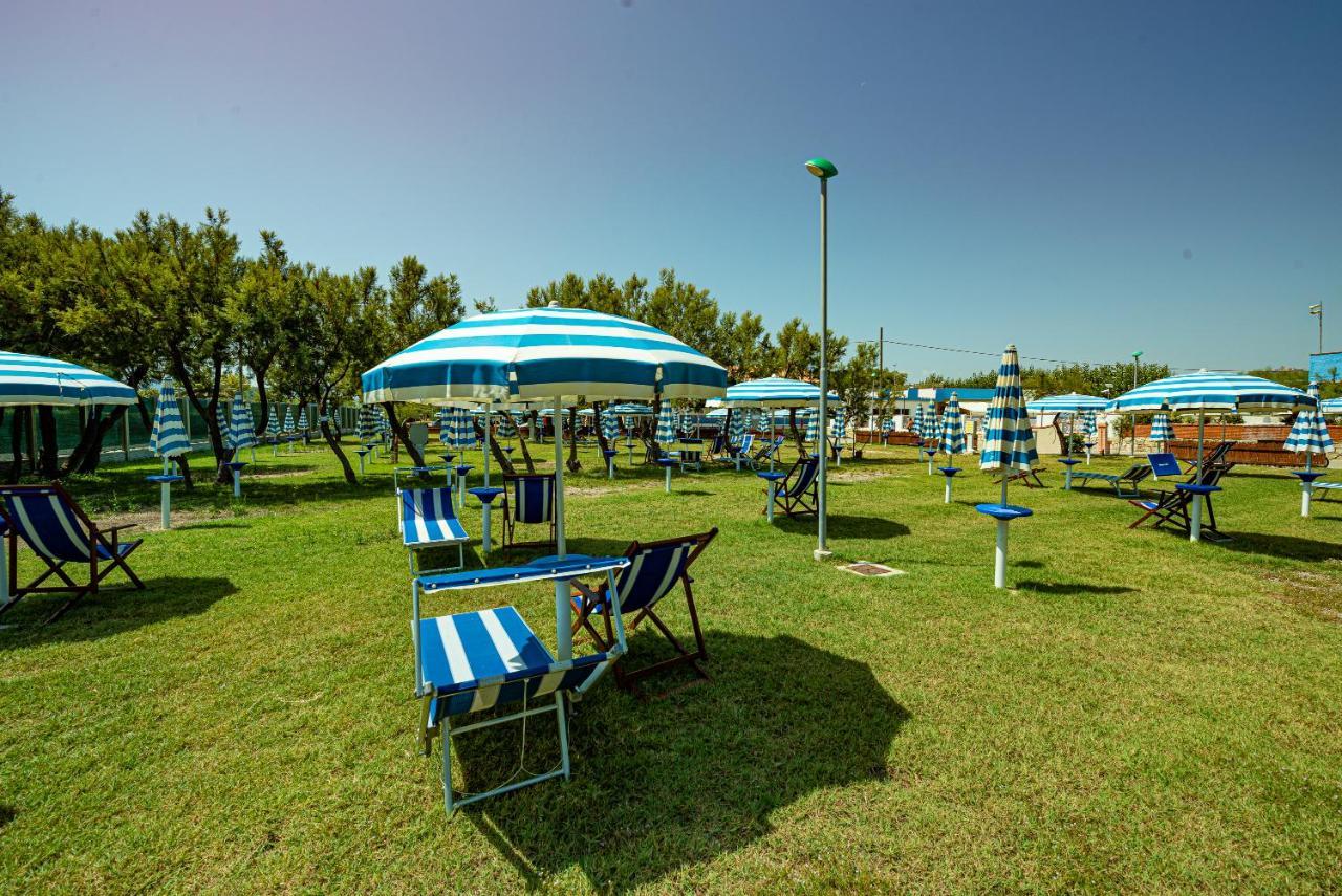 Club Del Sole Roseto Degli Abruzzi Easy Camping Village Exteriér fotografie