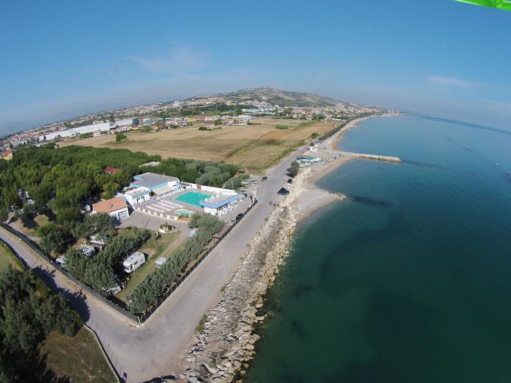 Club Del Sole Roseto Degli Abruzzi Easy Camping Village Exteriér fotografie